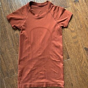Dark Terracotta Lululemon Short Sleeve Swiftly Tech